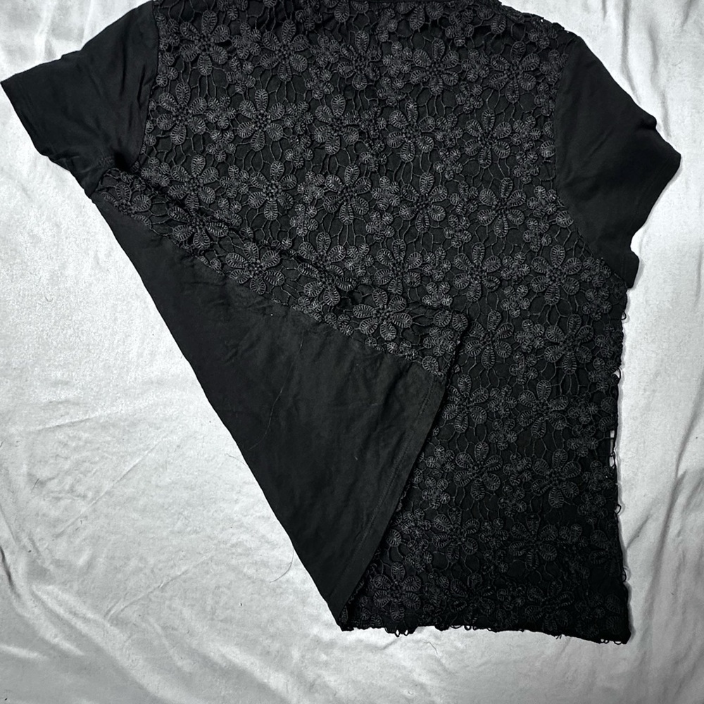 GAP Black Floral Lace Women's Tee - Picture 3 of 8